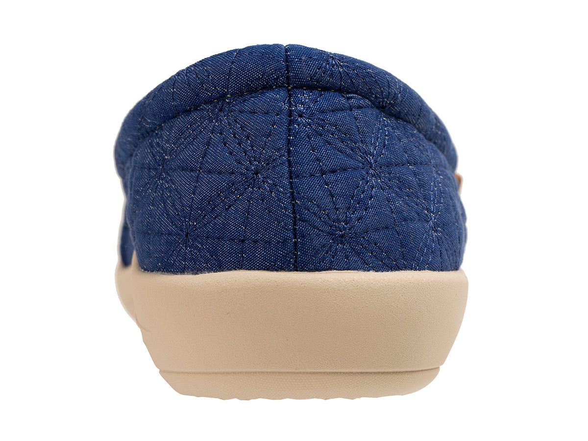 Siesta Serenity Slip-On